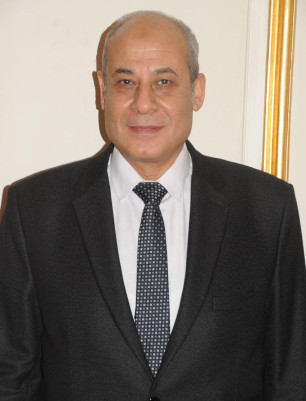 اﻷﺳﺘﺎﺫ الدكتور/  أحمد مختار